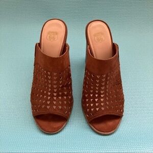 Route 66 Ripley Mule Sandal Brown faux suede size 8m